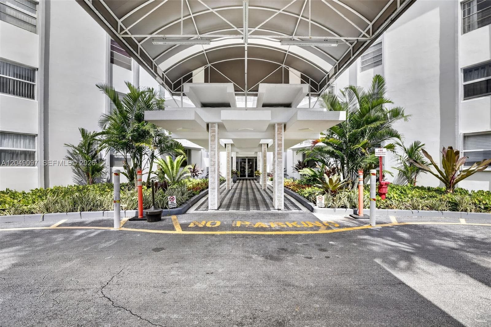 1913 S Ocean Dr # 225, Hallandale Beach, FL 33009 — zdjęcie 2