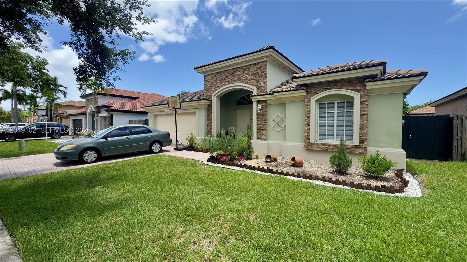 937 NE 35th Ave, Homestead, FL 33033 — zdjęcie 3