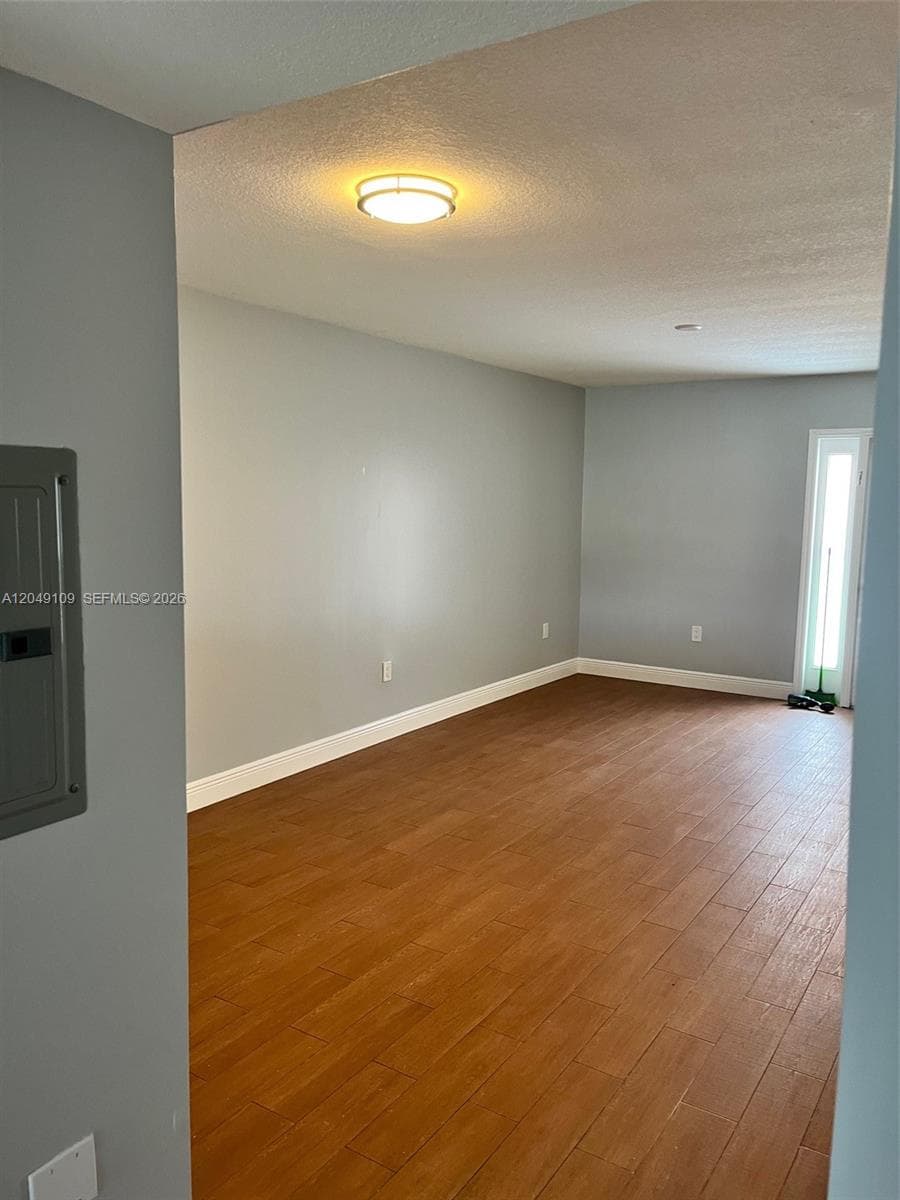 1261 SE 27th St # 104, Homestead, FL 33035 — zdjęcie 2