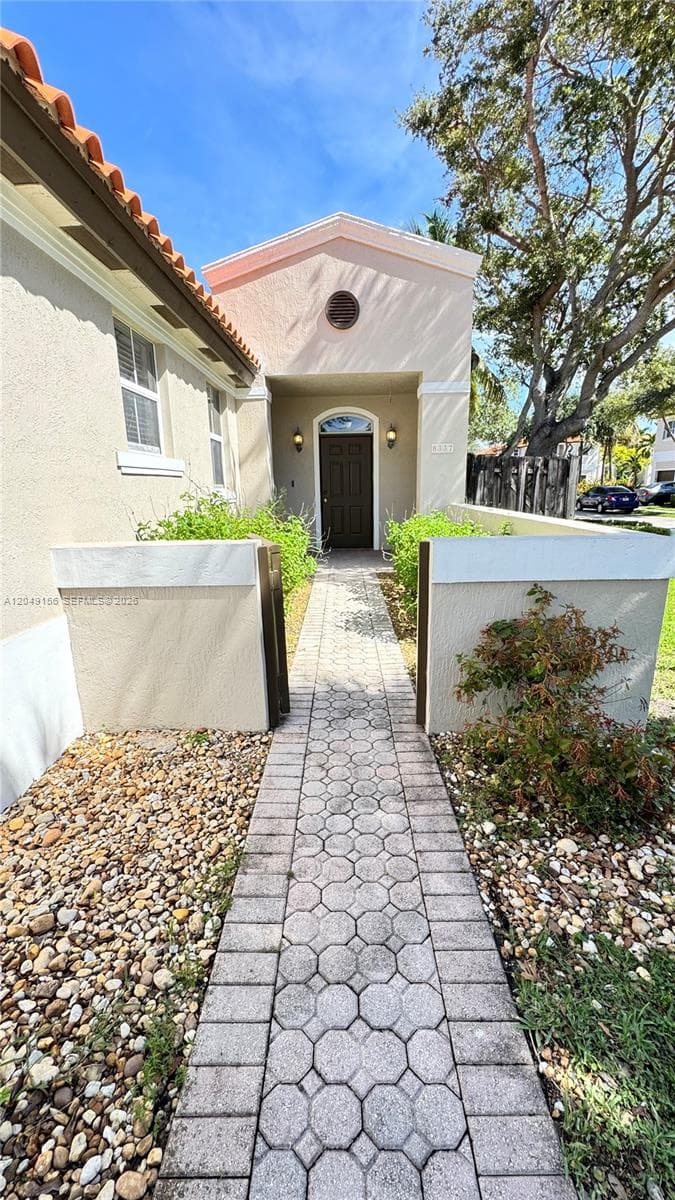 8337 NW 142nd St # 8337, Miami Lakes, FL 33016 — zdjęcie 5