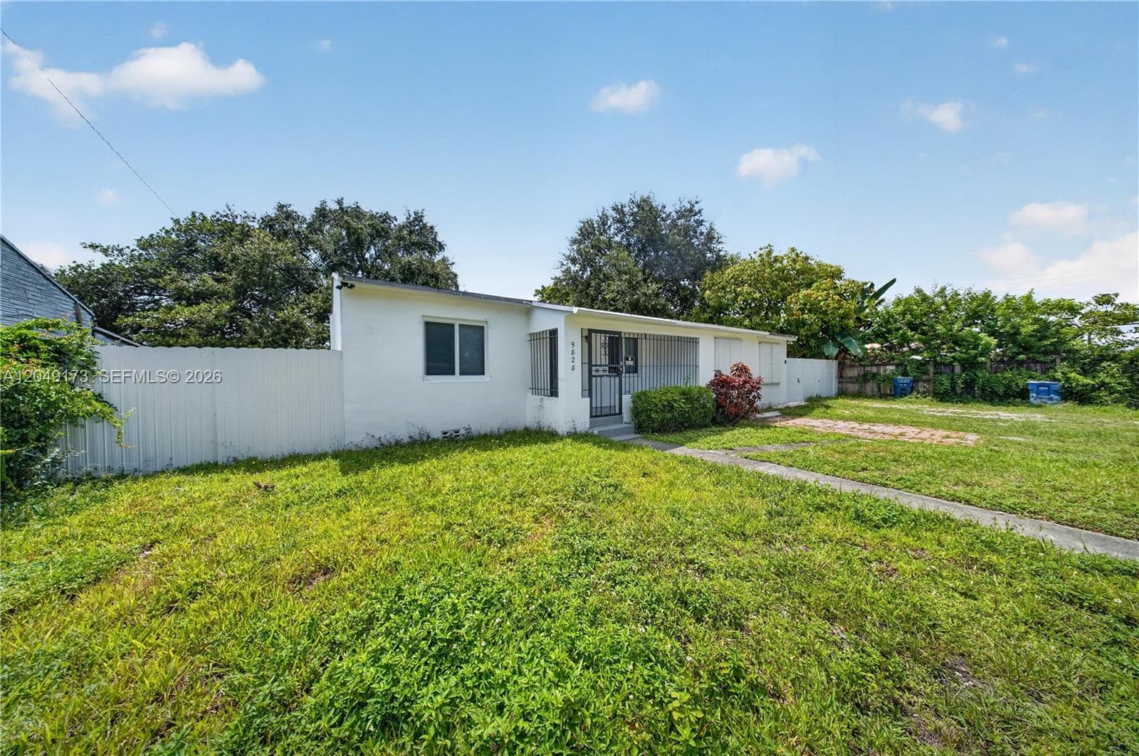 9828 NW 26th Ave, Miami, FL 33147 — zdjęcie 3