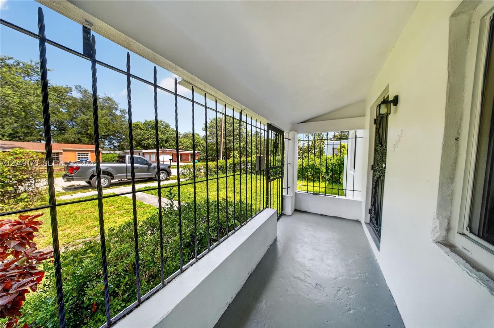 9828 NW 26th Ave, Miami, FL 33147 — zdjęcie 4