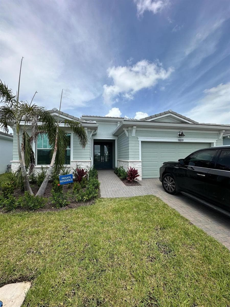 9819 SW Veronese Drive, Port St. Lucie, FL 34987
