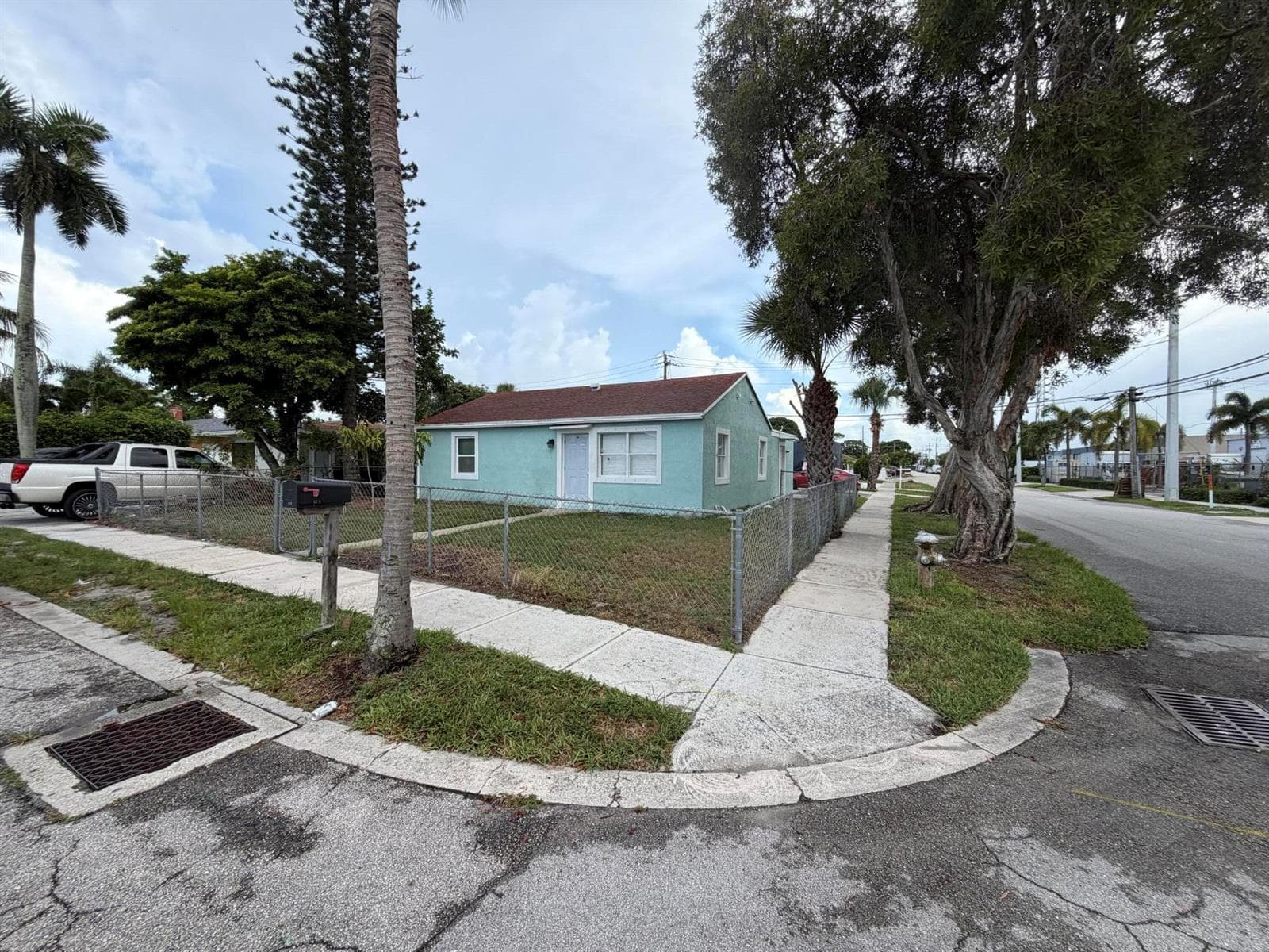 442 Winters Street, West Palm Beach, FL 33405