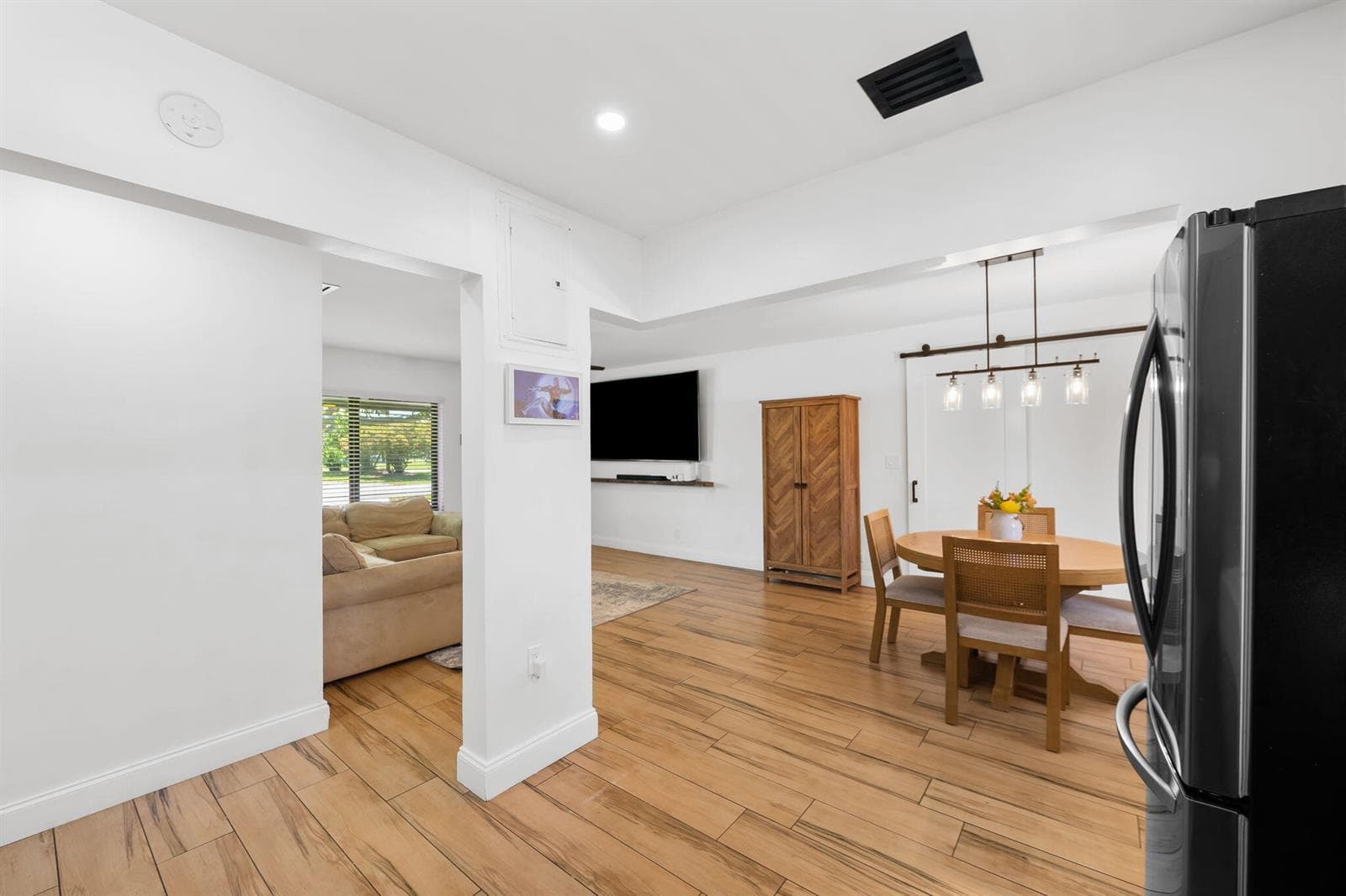 1032 SW 1st Terrace, Pompano Beach, FL 33060 — zdjęcie 3