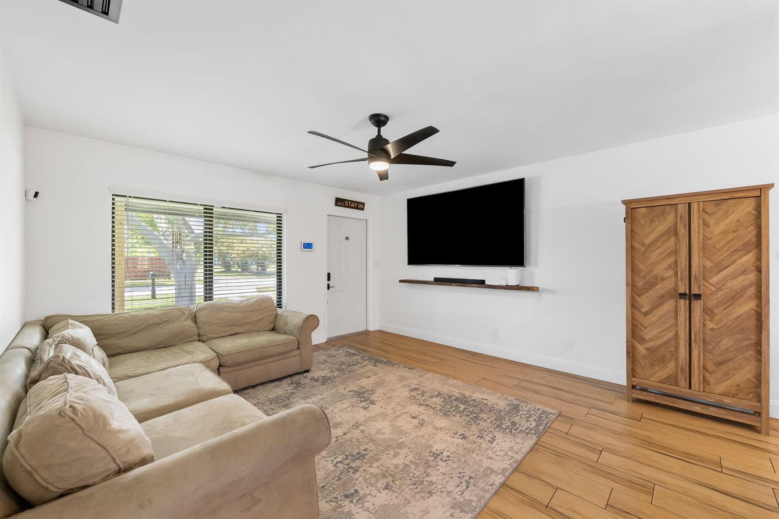 1032 SW 1st Terrace, Pompano Beach, FL 33060 — zdjęcie 5