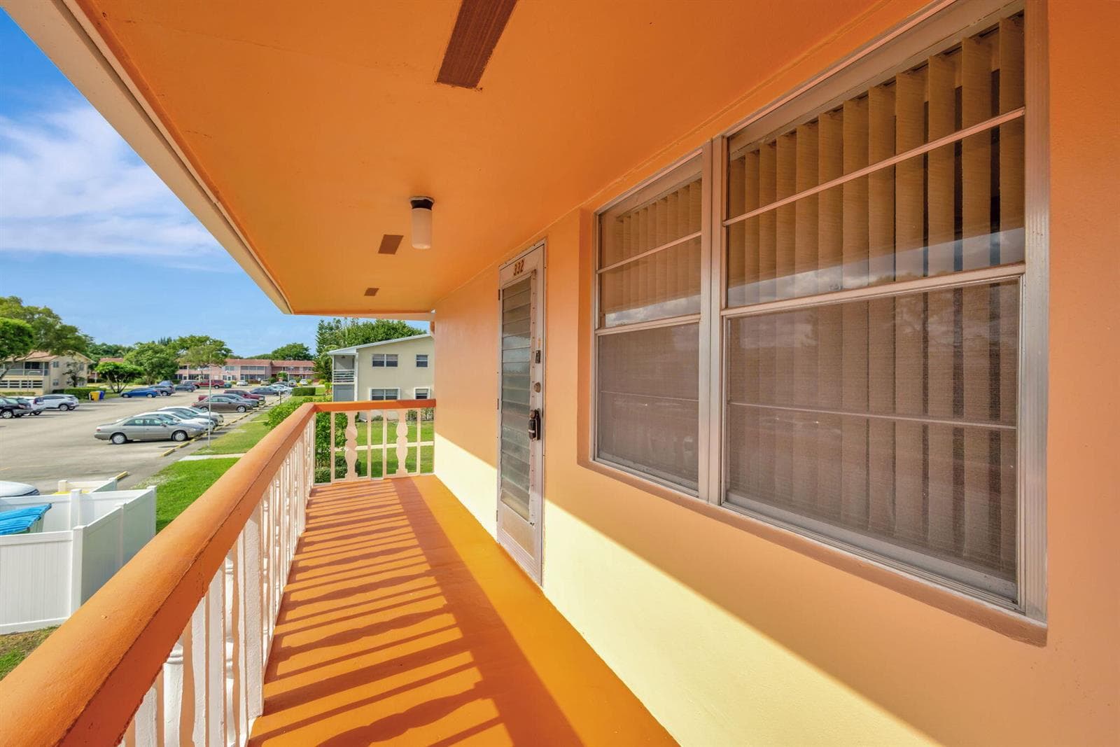 332 Sheffield N, West Palm Beach, FL 33417 — zdjęcie 2