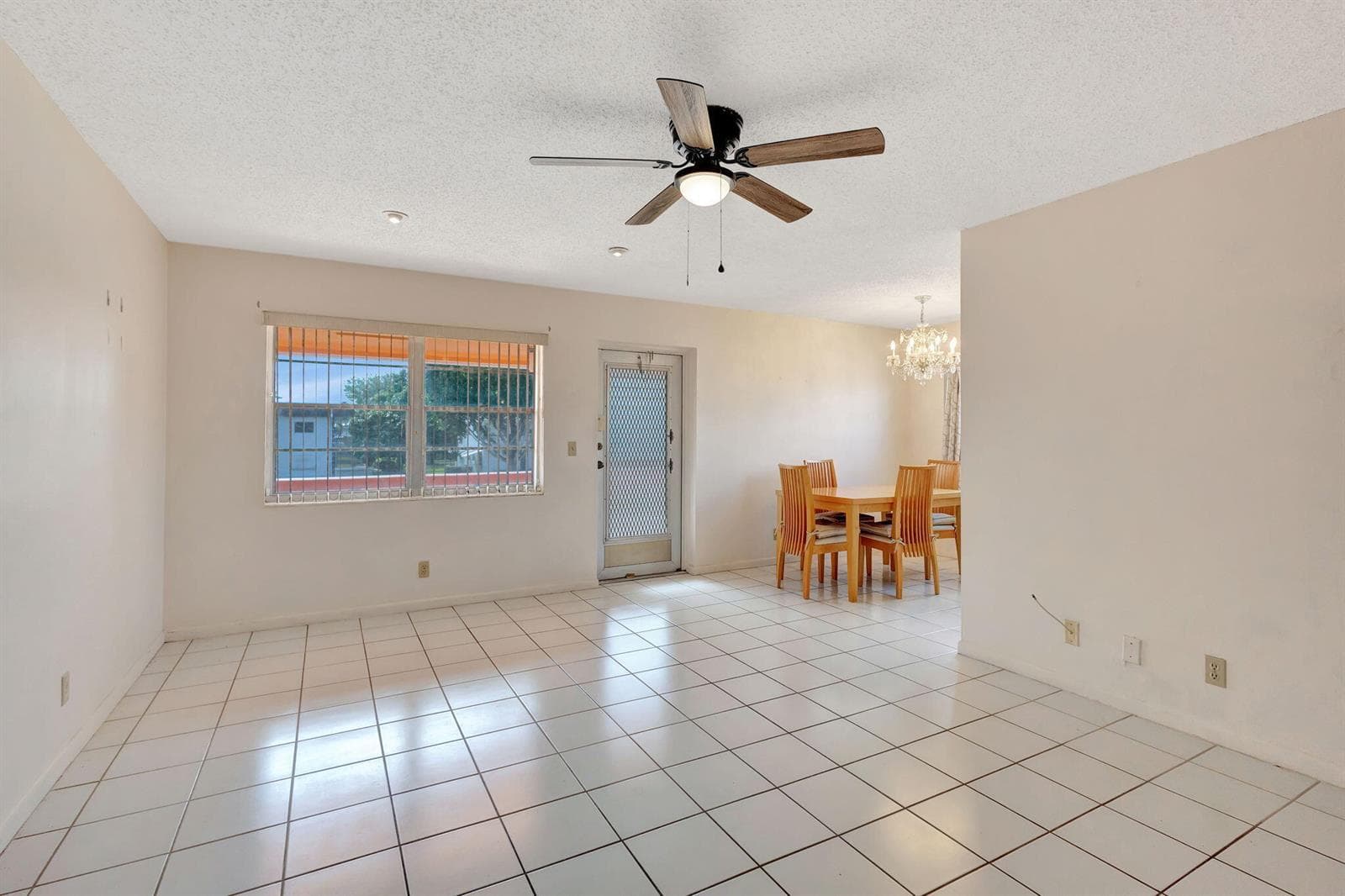 332 Sheffield N, West Palm Beach, FL 33417 — zdjęcie 3