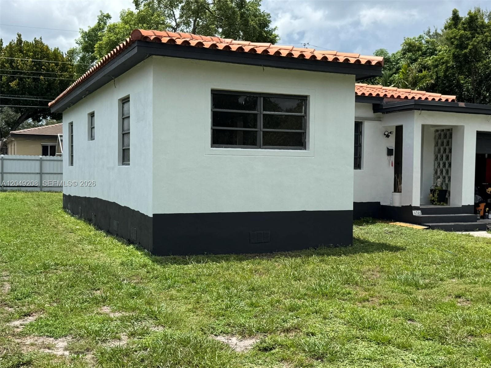 6346 NW 41st St, Virginia Gardens, FL 33166 — zdjęcie 2