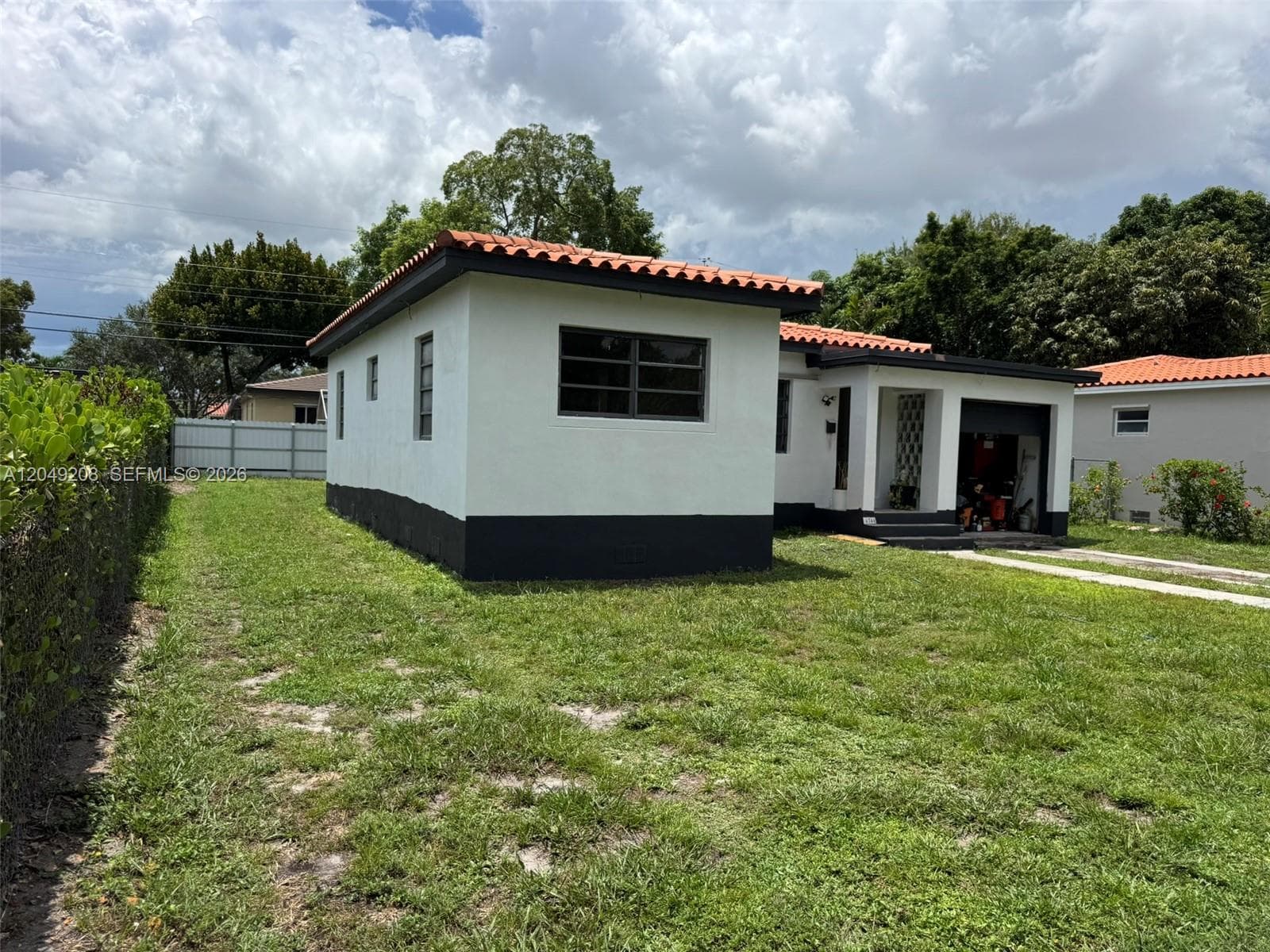 6346 NW 41st St, Virginia Gardens, FL 33166 — zdjęcie 3