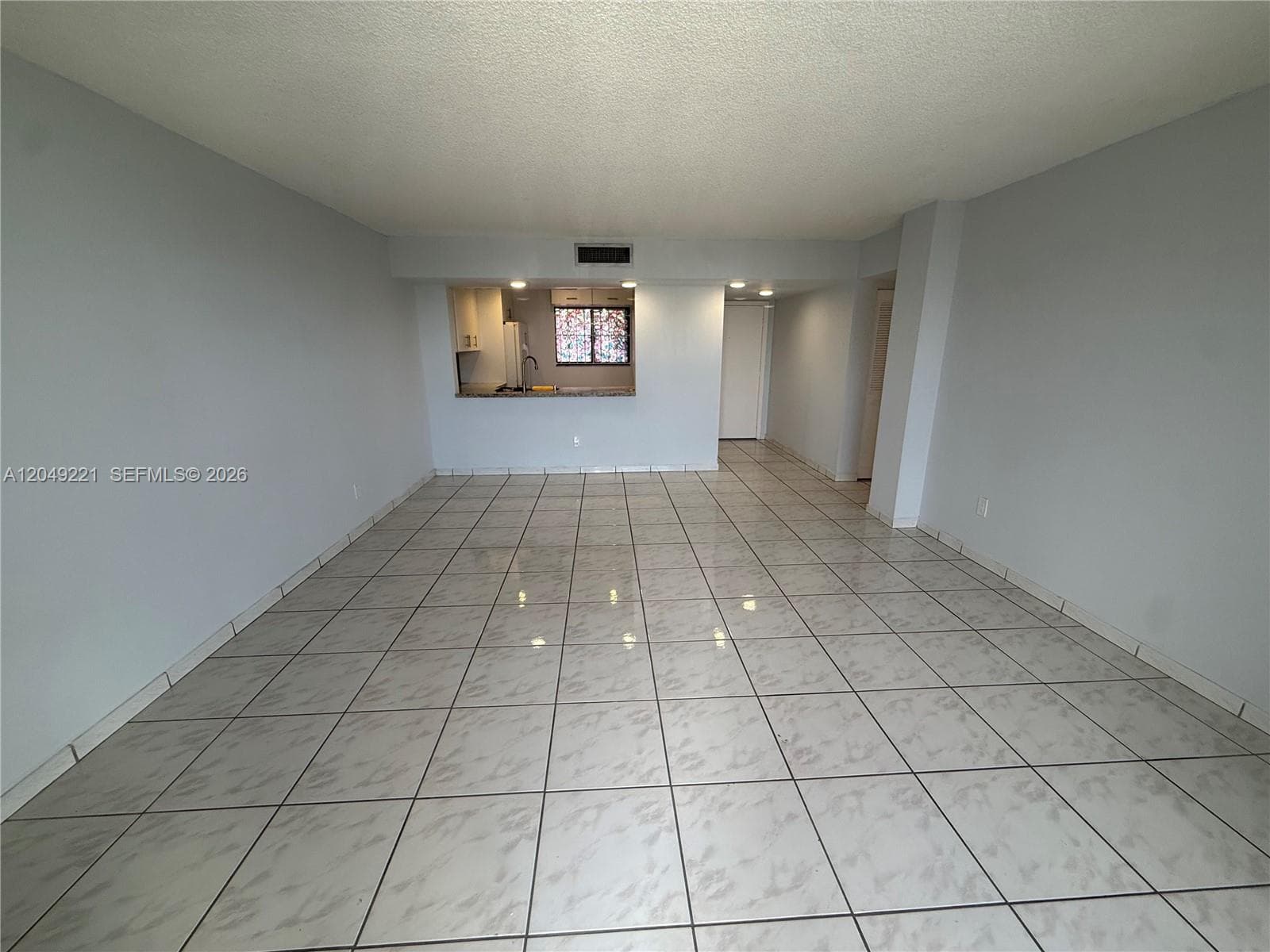 8625 NW 8th St # 420, Miami, FL 33126 — zdjęcie 2