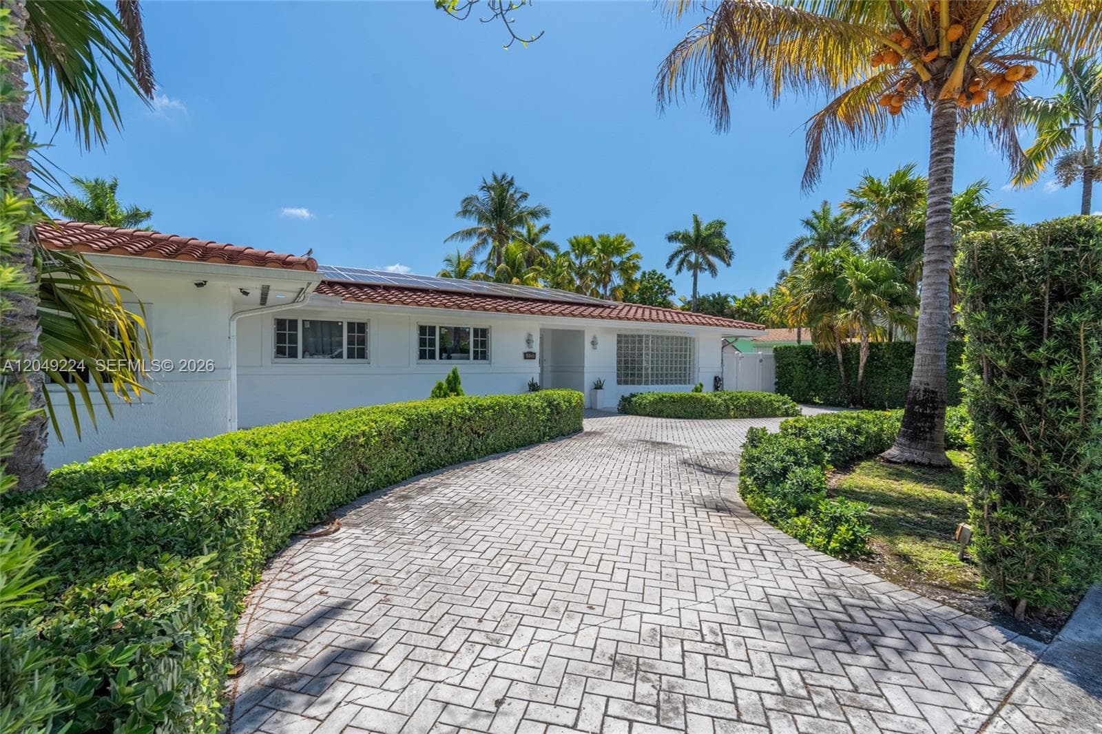 20235 Highland Lakes Blvd, Miami, FL 33179