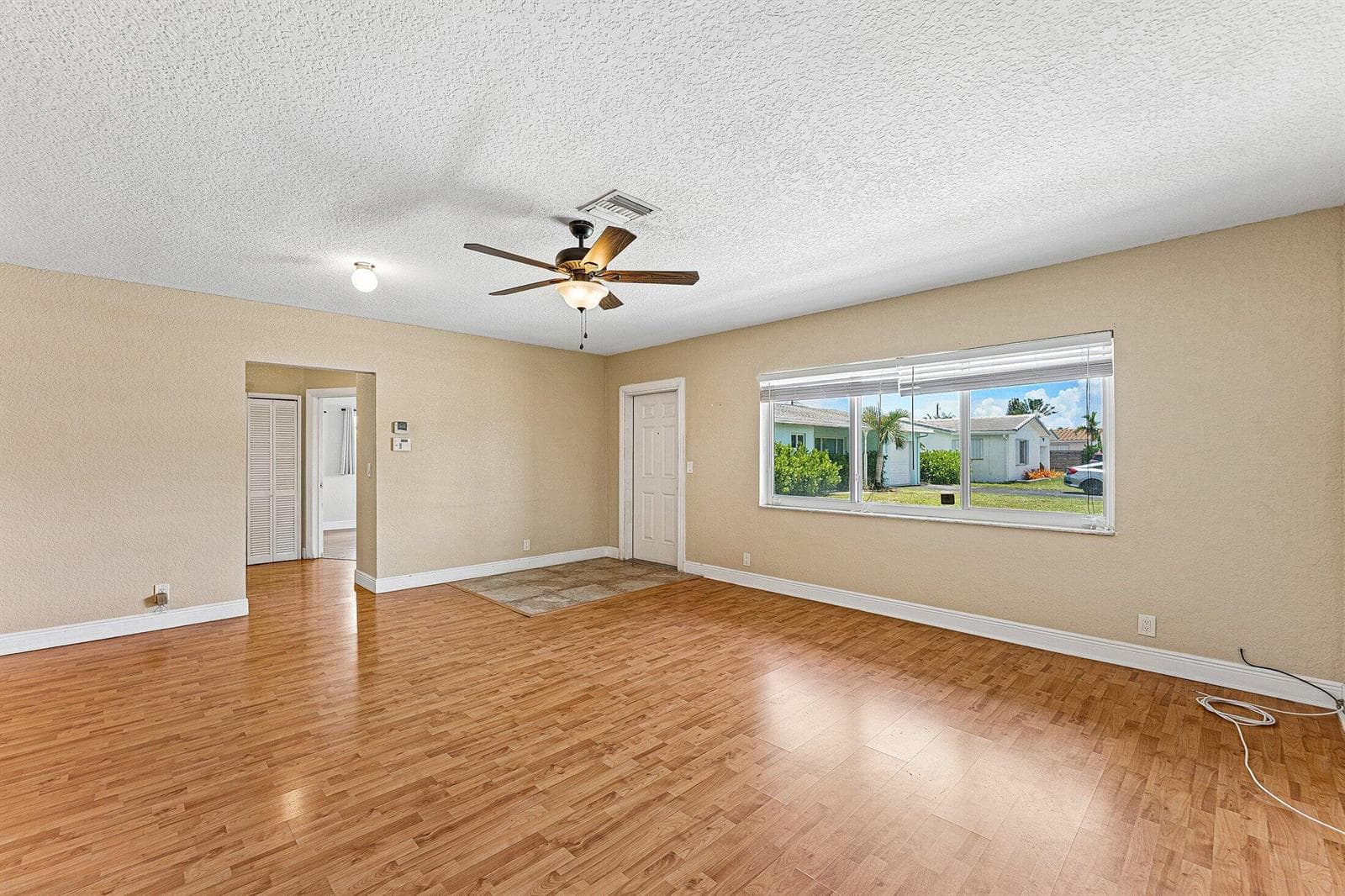 301 SE 3rd Street, Deerfield Beach, FL 33441 — zdjęcie 5