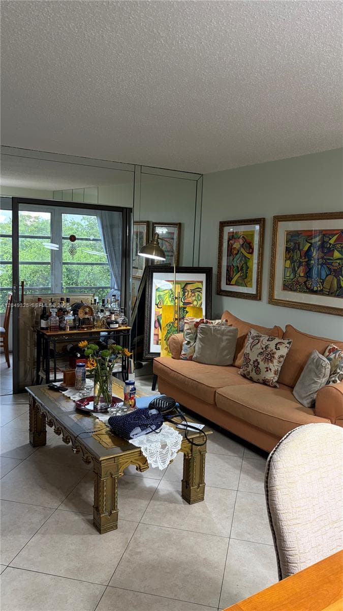 3940 NW 42nd ave # 313, Lauderdale Lakes, FL 33319 — zdjęcie 5