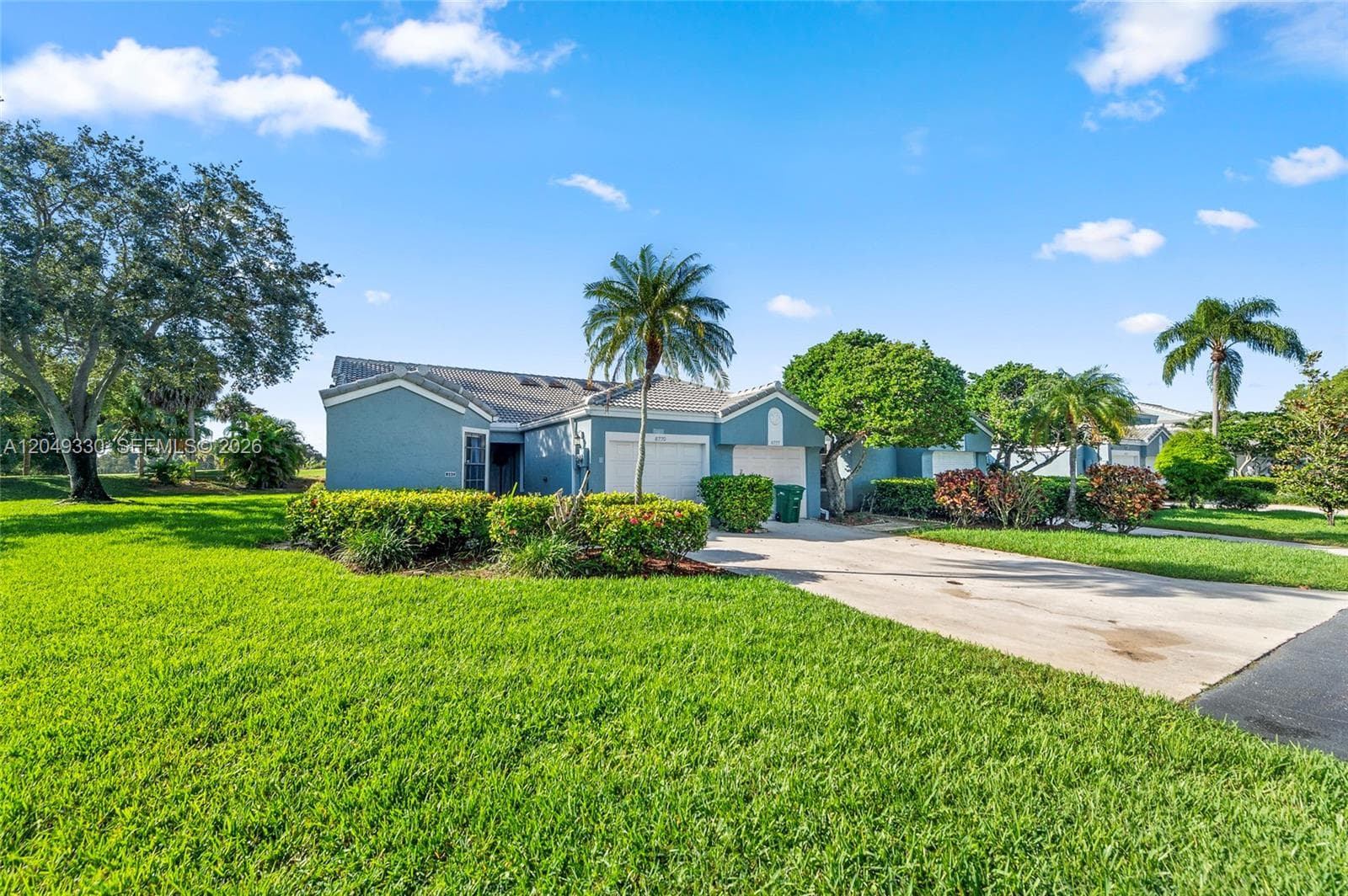 8220 Waterford Ln, Tamarac, FL 33321 — zdjęcie 3