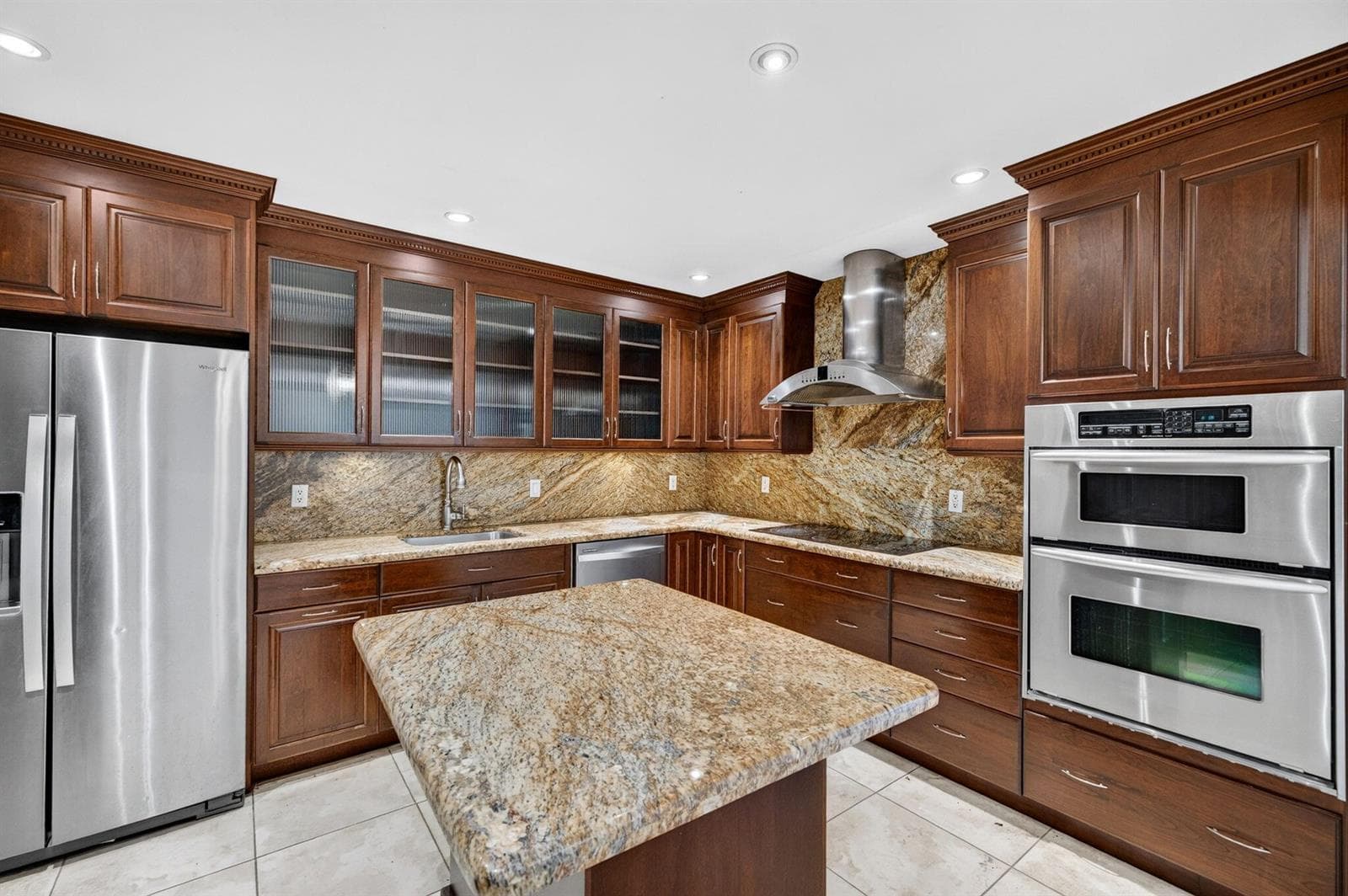 7151 SW 5th Court, Pembroke Pines, FL 33023 — zdjęcie 3