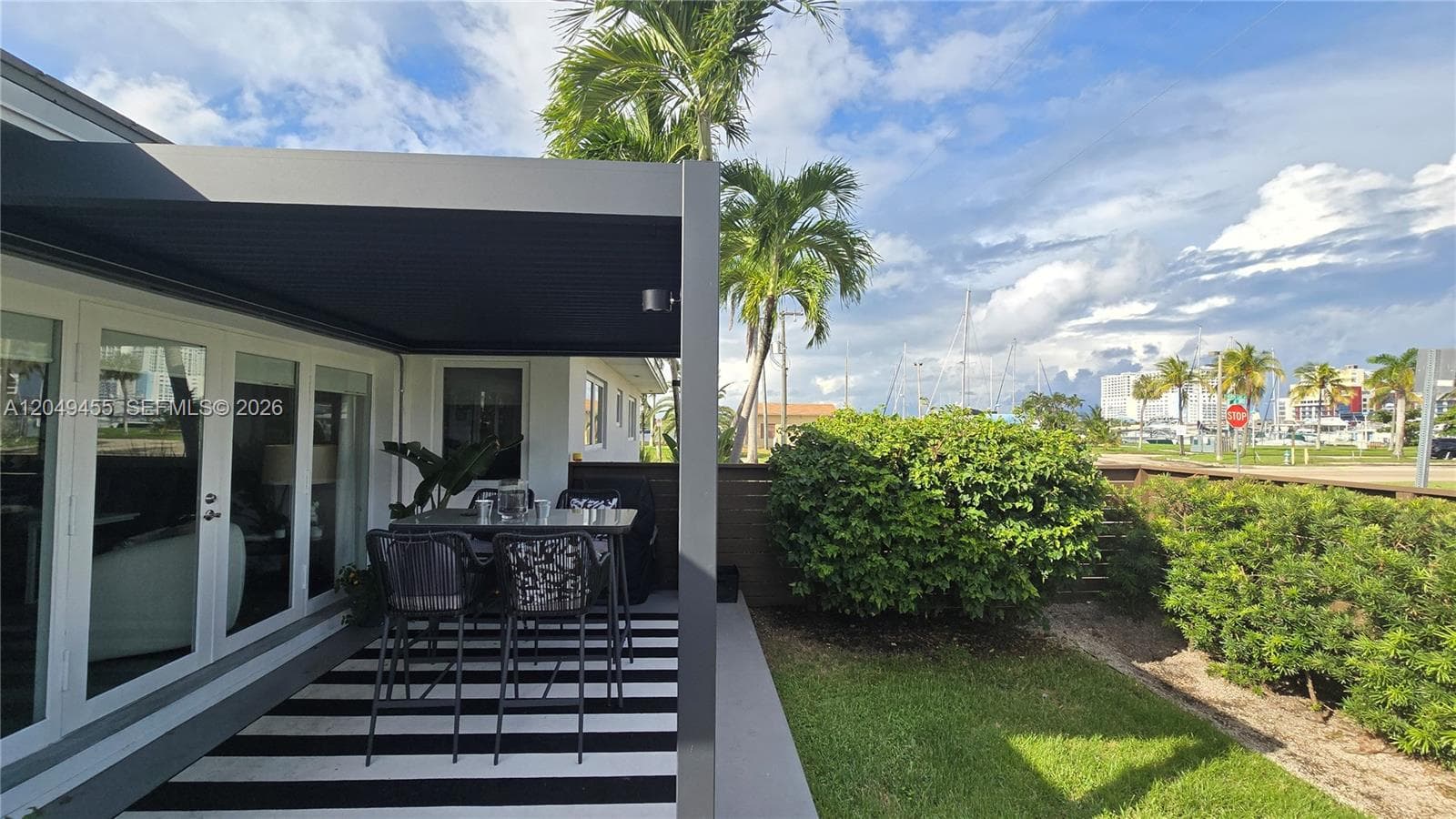 800 Polk St # /, Hollywood, FL 33019