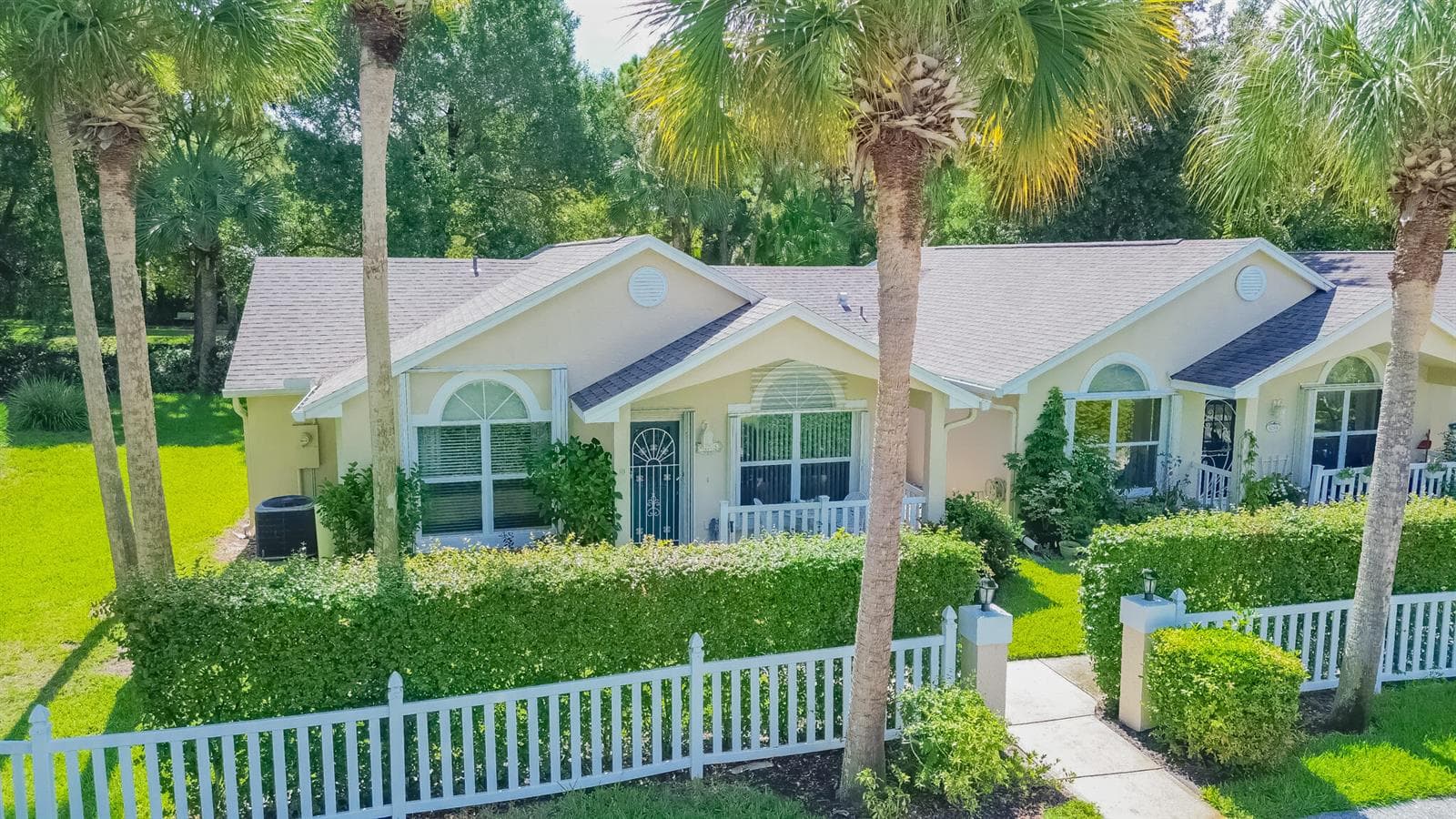 695 NW San Remo Circle, Port St. Lucie, FL 34986 — zdjęcie 2