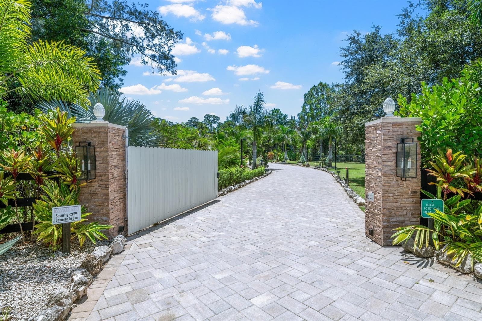 14800 April Drive, FL 33470 — zdjęcie 5