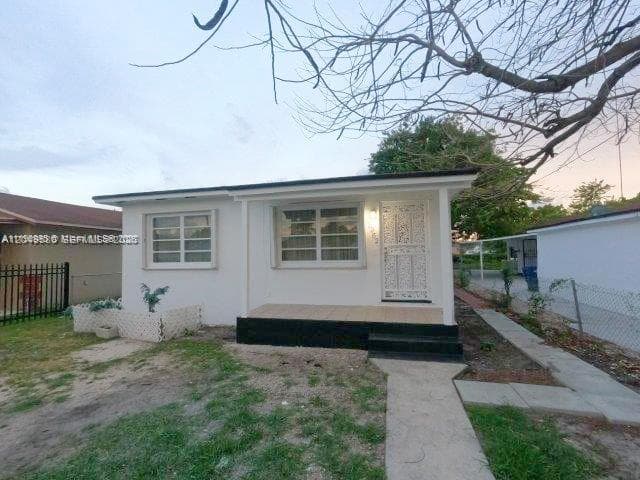 3062 NW 60th St, Miami, FL 33142