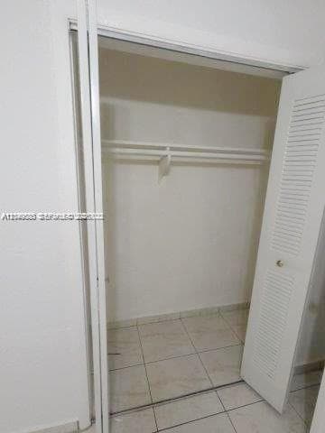 3062 NW 60th St, Miami, FL 33142 — zdjęcie 5