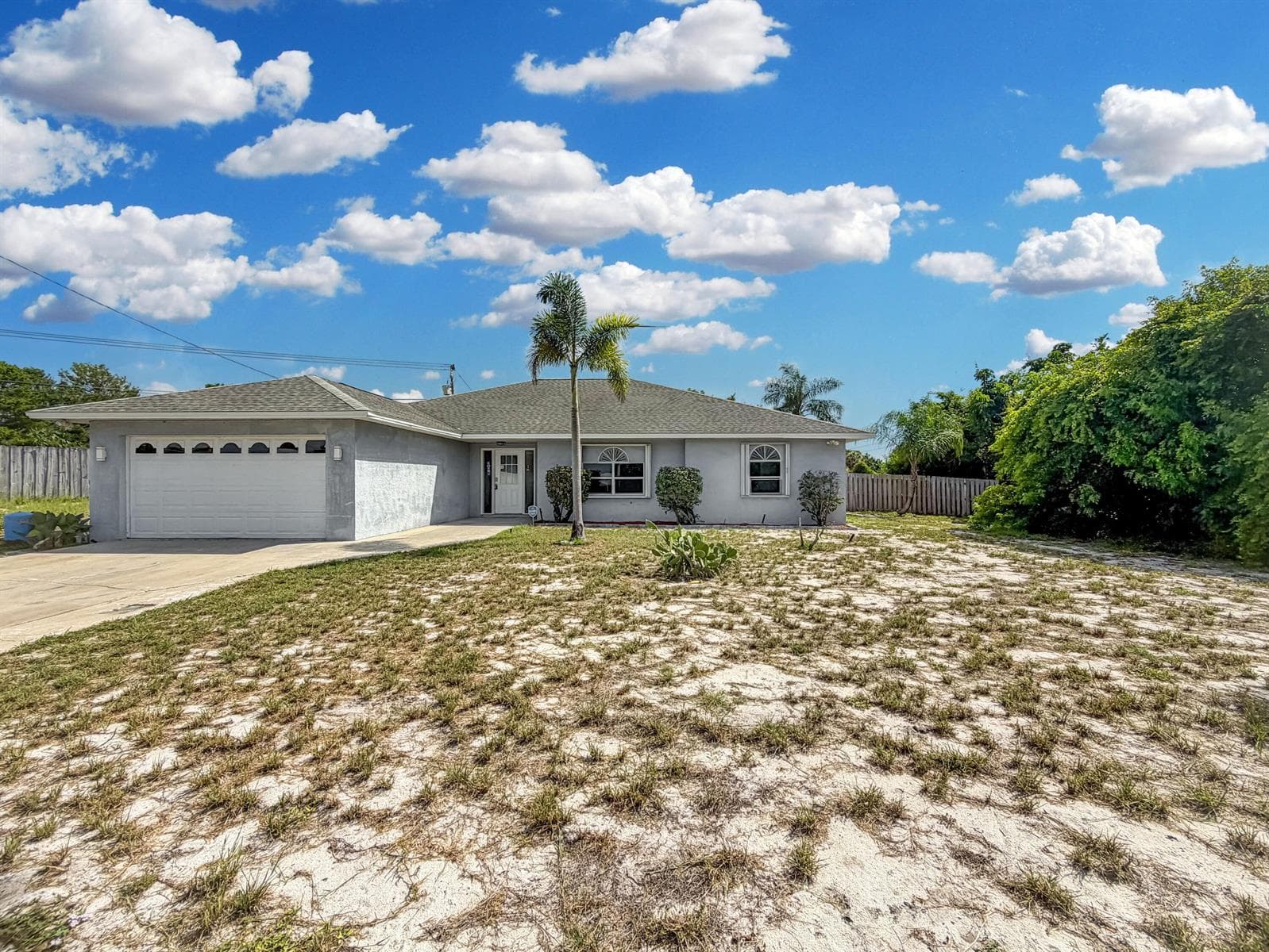 2361 NE 21st Avenue, Jensen Beach, FL 34957