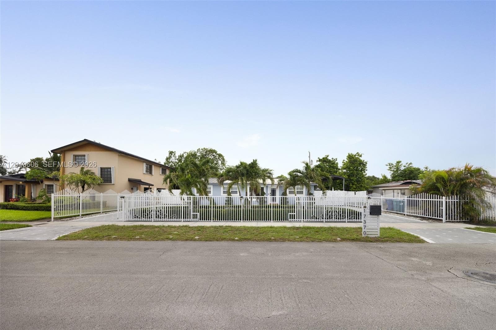 17370 NW 52nd Pl, Miami Gardens, FL 33055 — zdjęcie 5