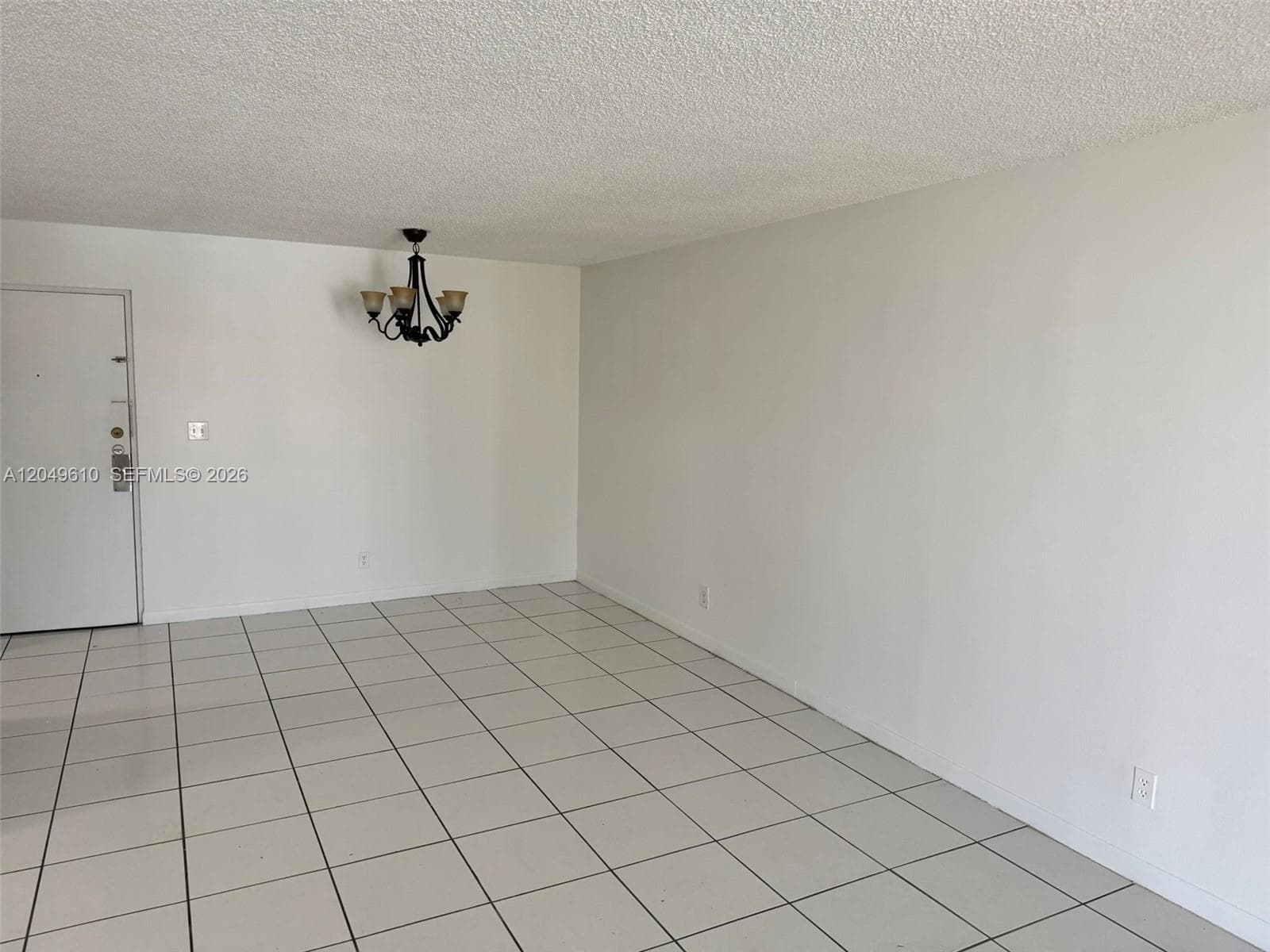 8511 NW 8th St # 303, Miami, FL 33126 — zdjęcie 2