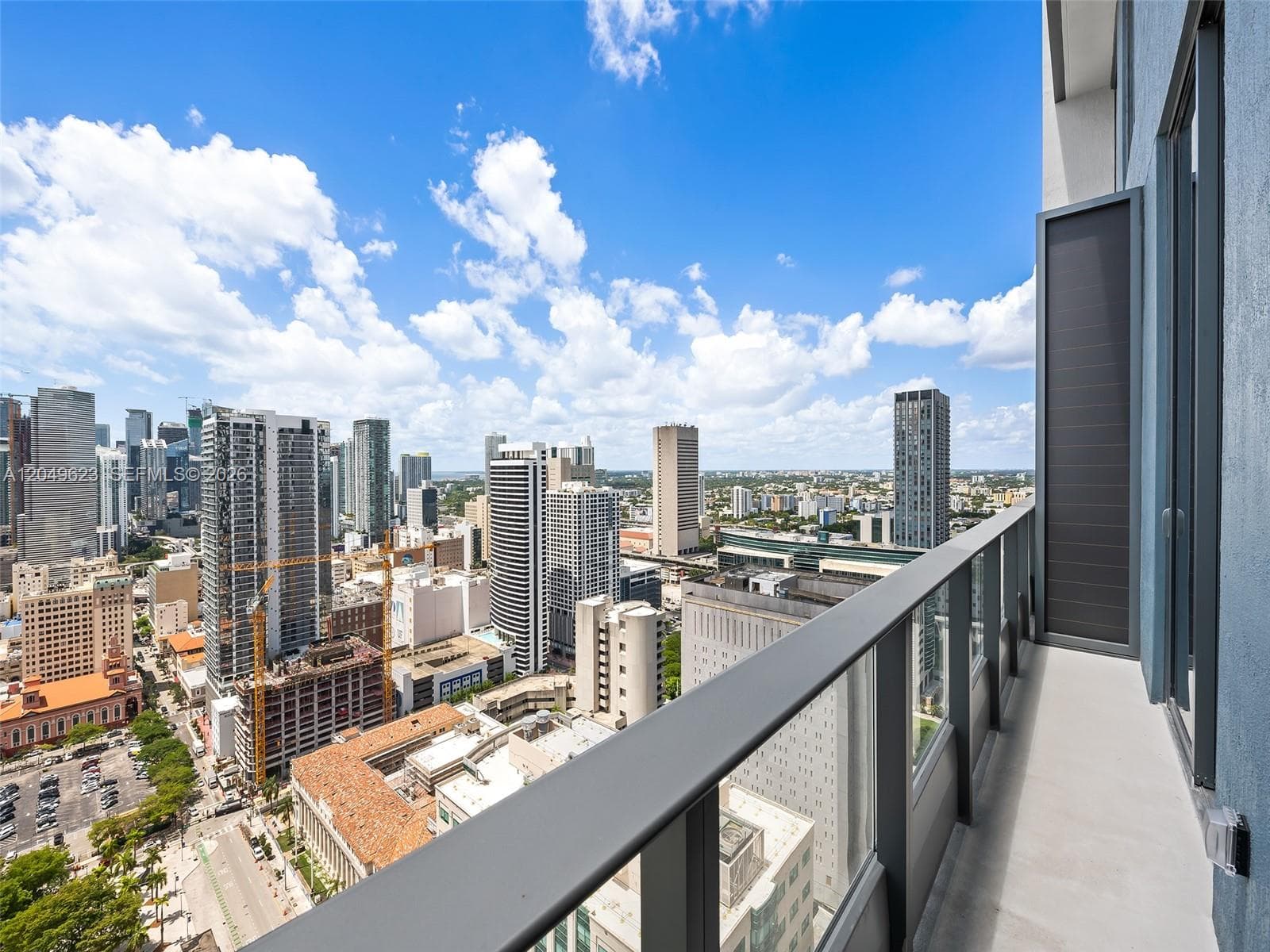 121 NE 5th St # 3703, Miami, FL 33132 — zdjęcie 2