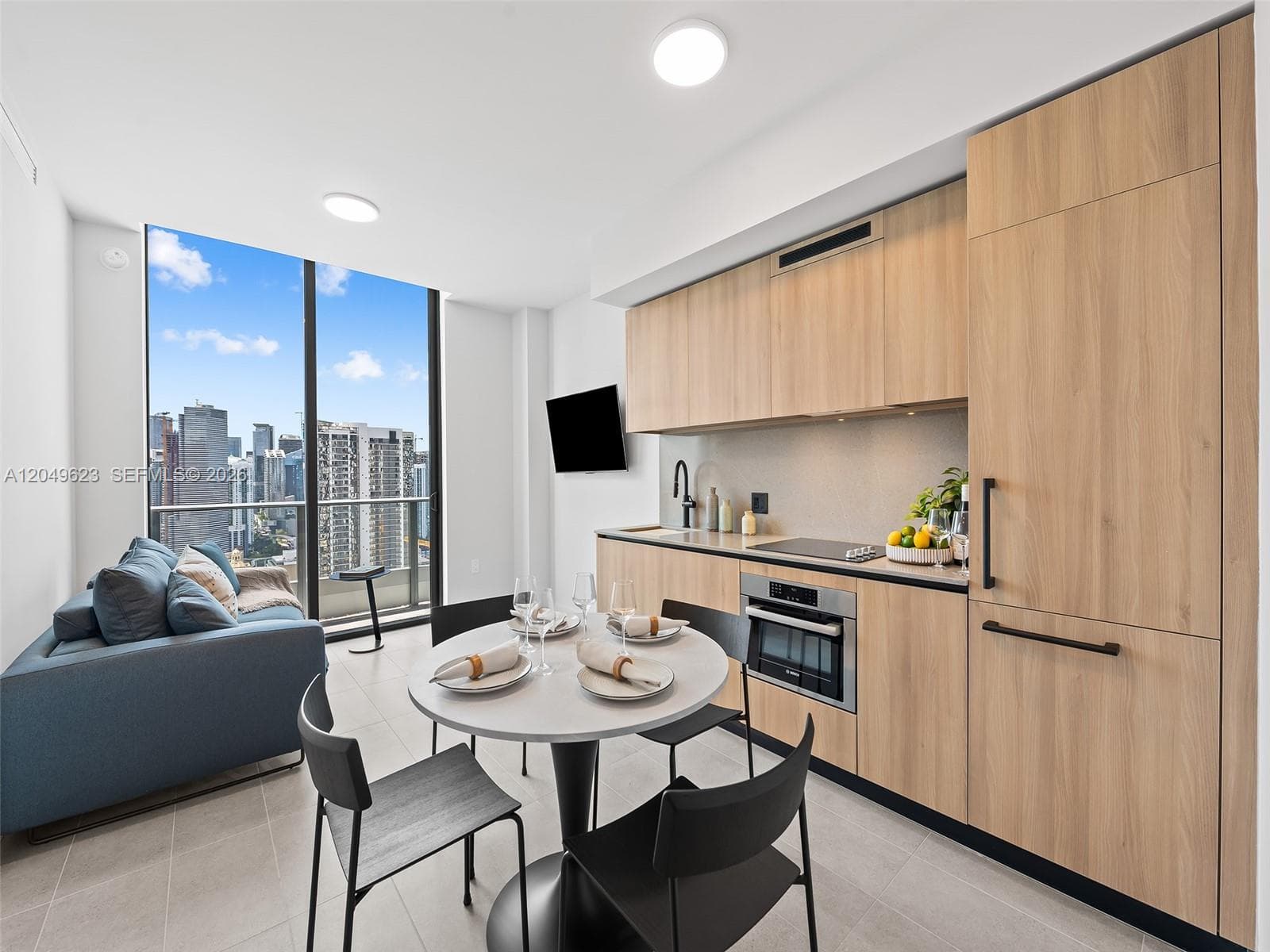 121 NE 5th St # 3703, Miami, FL 33132 — zdjęcie 4