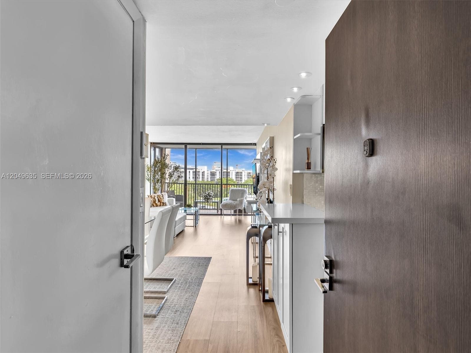 20301 W Country Club Dr # 622, Aventura, FL 33180 — zdjęcie 3