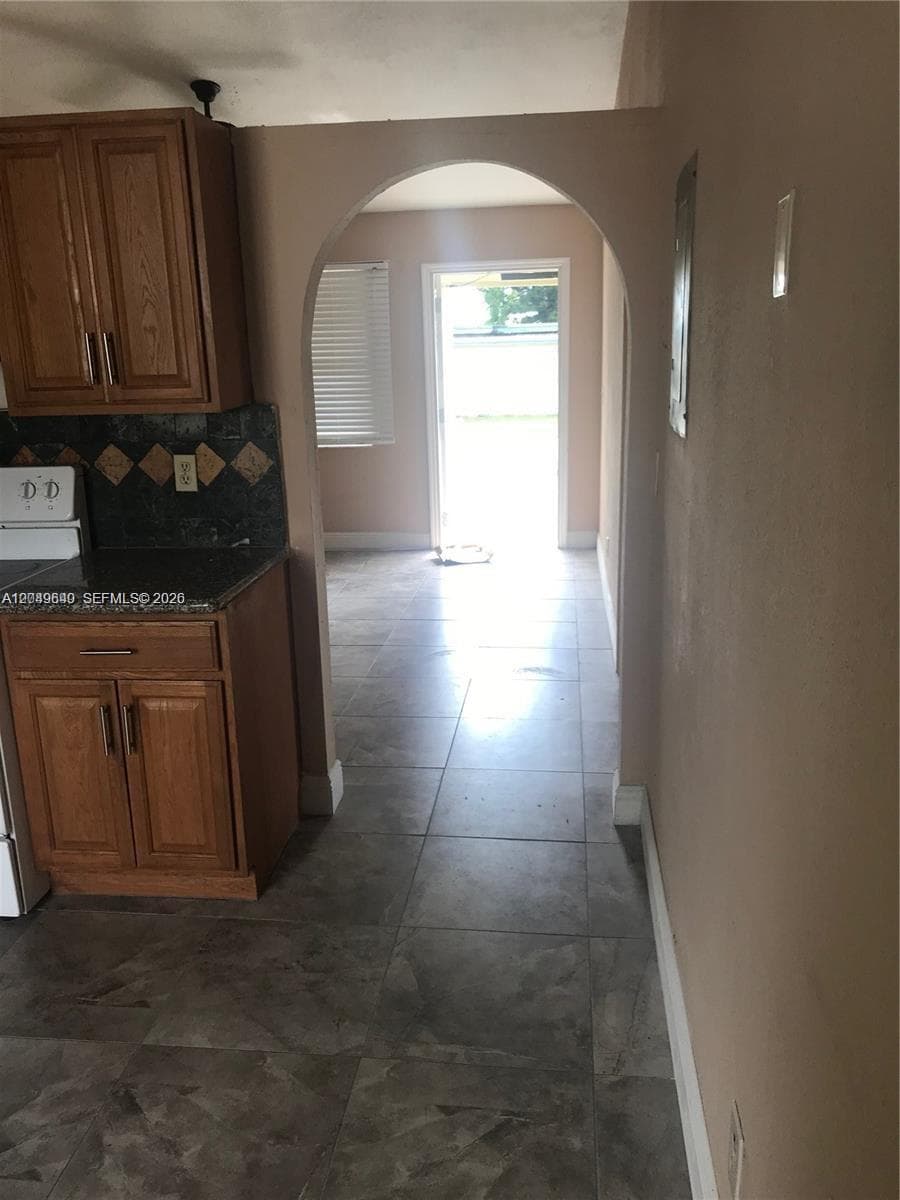 2201 Scott St # B, Hollywood, FL 33020 — zdjęcie 4