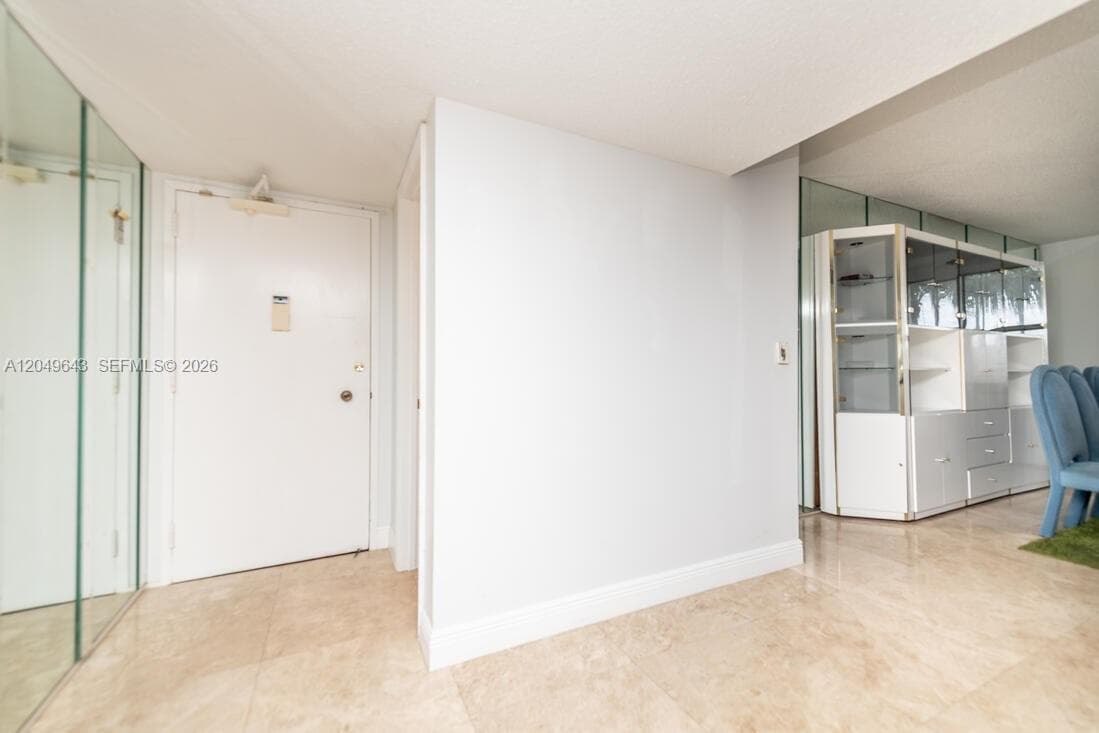 1985 S Ocean Dr # 2Q, Hallandale Beach, FL 33009 — zdjęcie 2