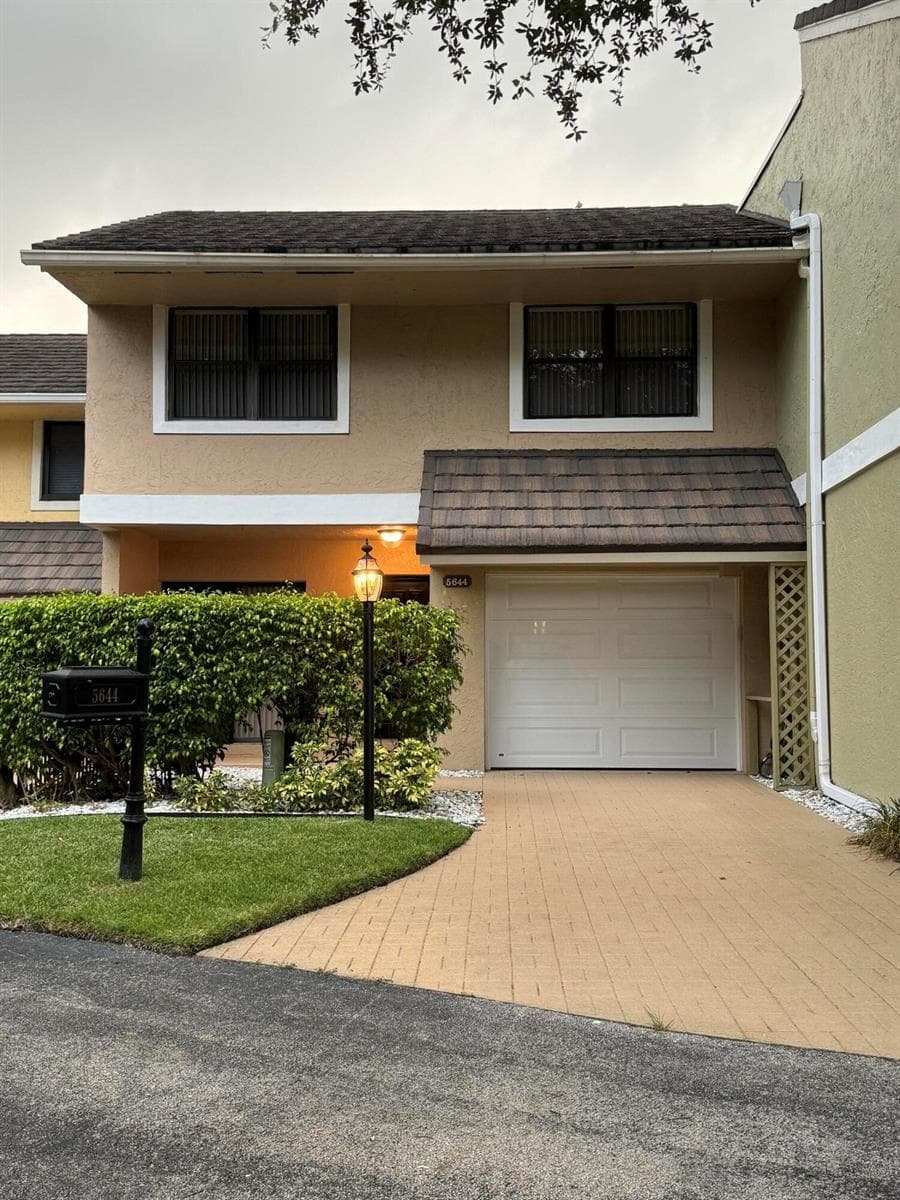 5644 Santiago Circle, Boca Raton, FL 33433