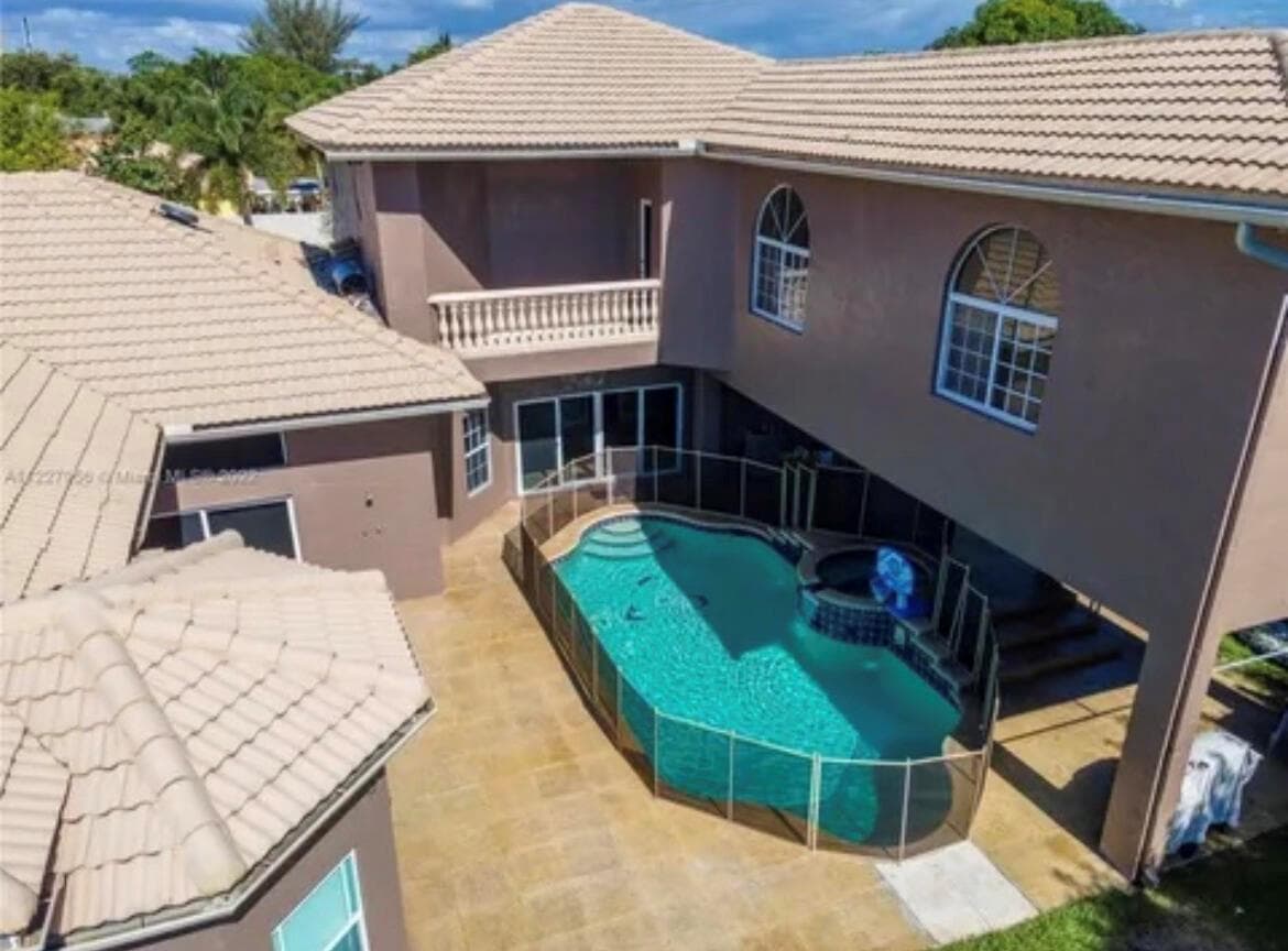 423 NE 3rd Street, Pompano Beach, FL 33060 — zdjęcie 2