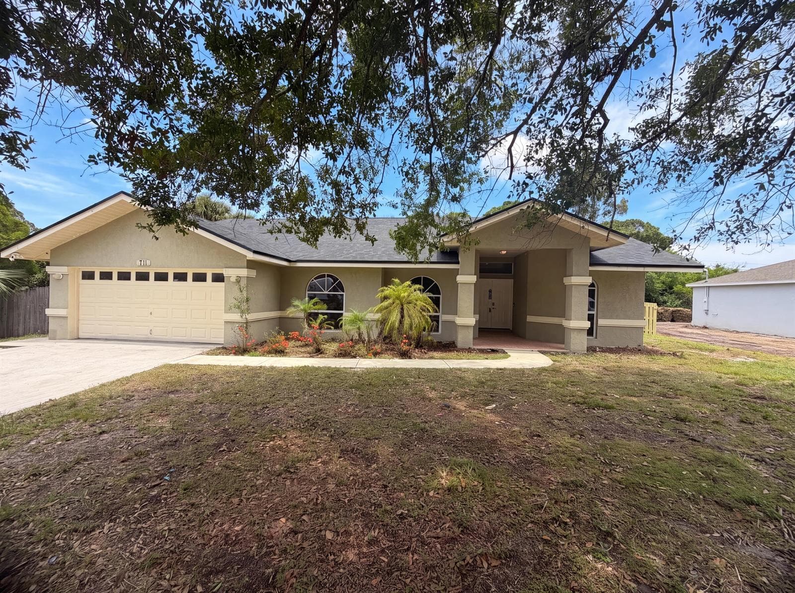 711 SE Celtic Avenue, Port St. Lucie, FL 34983