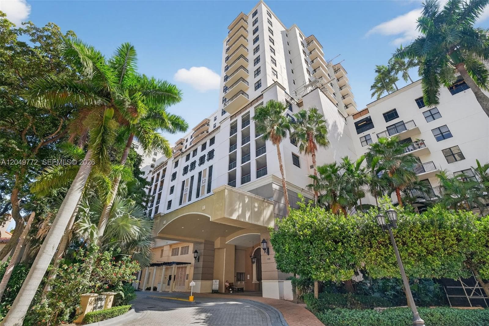 888 Douglas # 806, Coral Gables, FL 33134 — zdjęcie 2