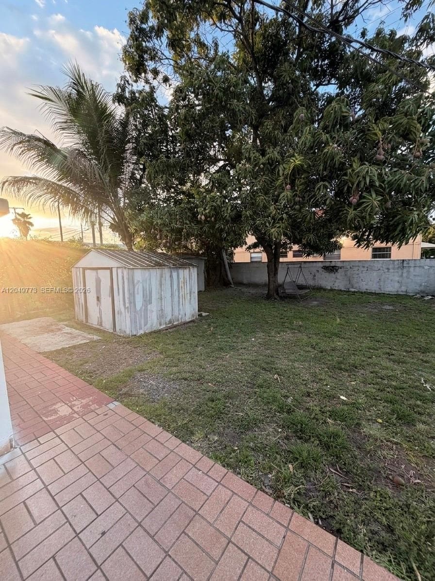 41 E 20th St, Hialeah, FL 33010 — zdjęcie 2