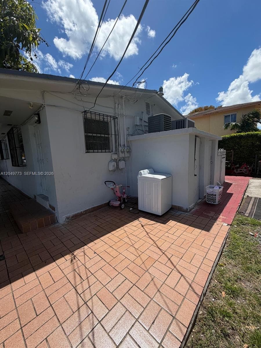 41 E 20th St, Hialeah, FL 33010 — zdjęcie 5