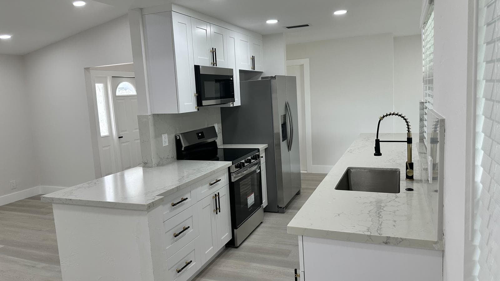 3261 SW 4th Street, Deerfield Beach, FL 33442 — zdjęcie 3
