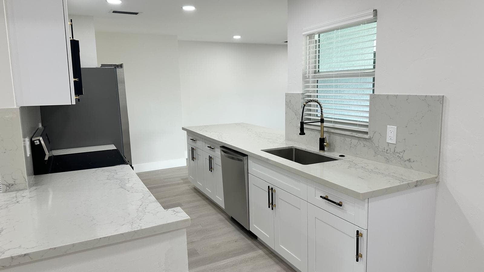 3261 SW 4th Street, Deerfield Beach, FL 33442 — zdjęcie 4