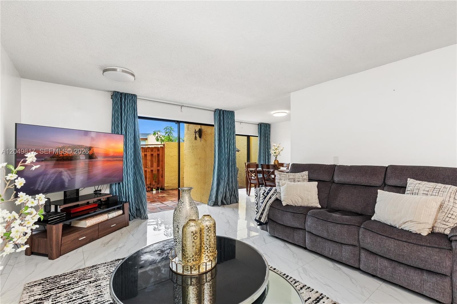 1580 NW 93rd Ave # 300, Pembroke Pines, FL 33024 — zdjęcie 2
