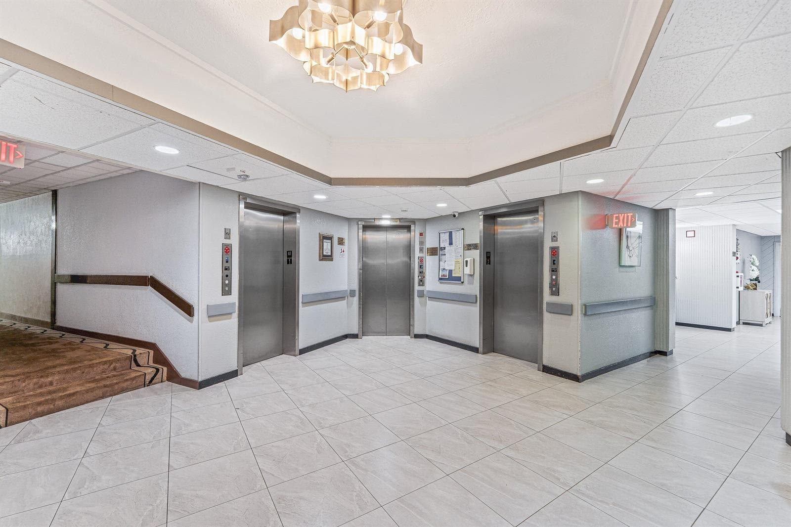 1400 Saint Charles Place # 616, Pembroke Pines, FL 33026 — zdjęcie 3
