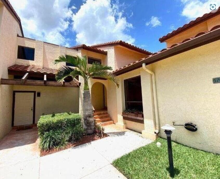 5705 Fox Hollow Drive # B, Boca Raton, FL 33486