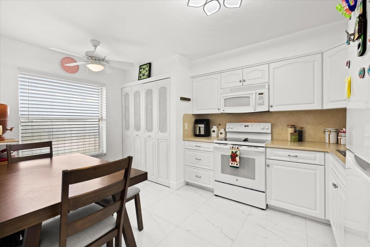 4550 NW 18th Avenue # 406, Deerfield Beach, FL 33064 — zdjęcie 4