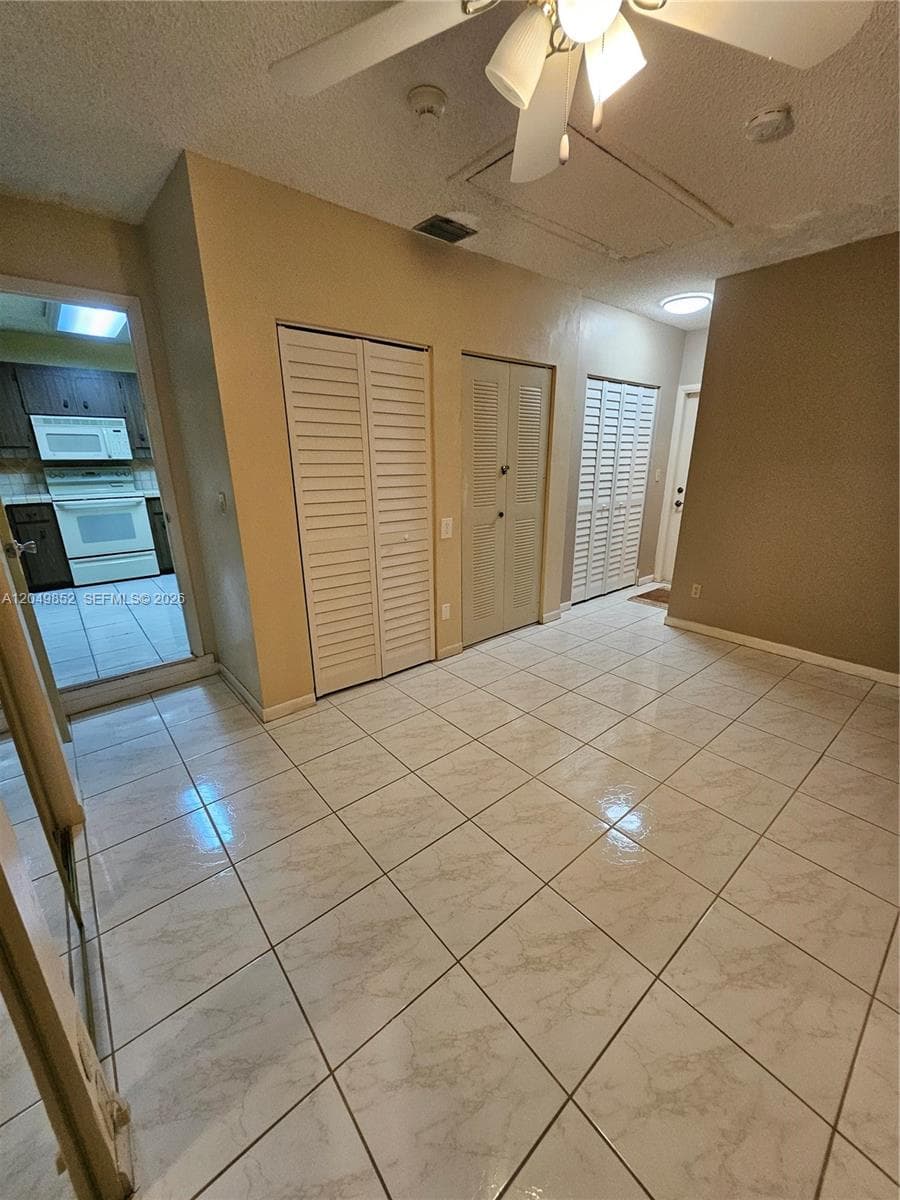12340 SW 41st St # 1, Miami, FL 33175 — zdjęcie 4