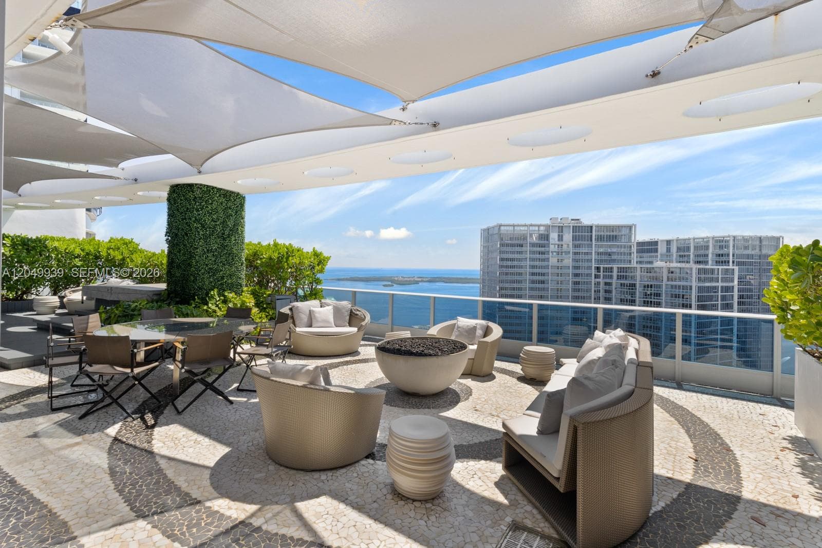 200 Biscayne Boulevard Way # PH-5404, Miami, FL 33131 — zdjęcie 2
