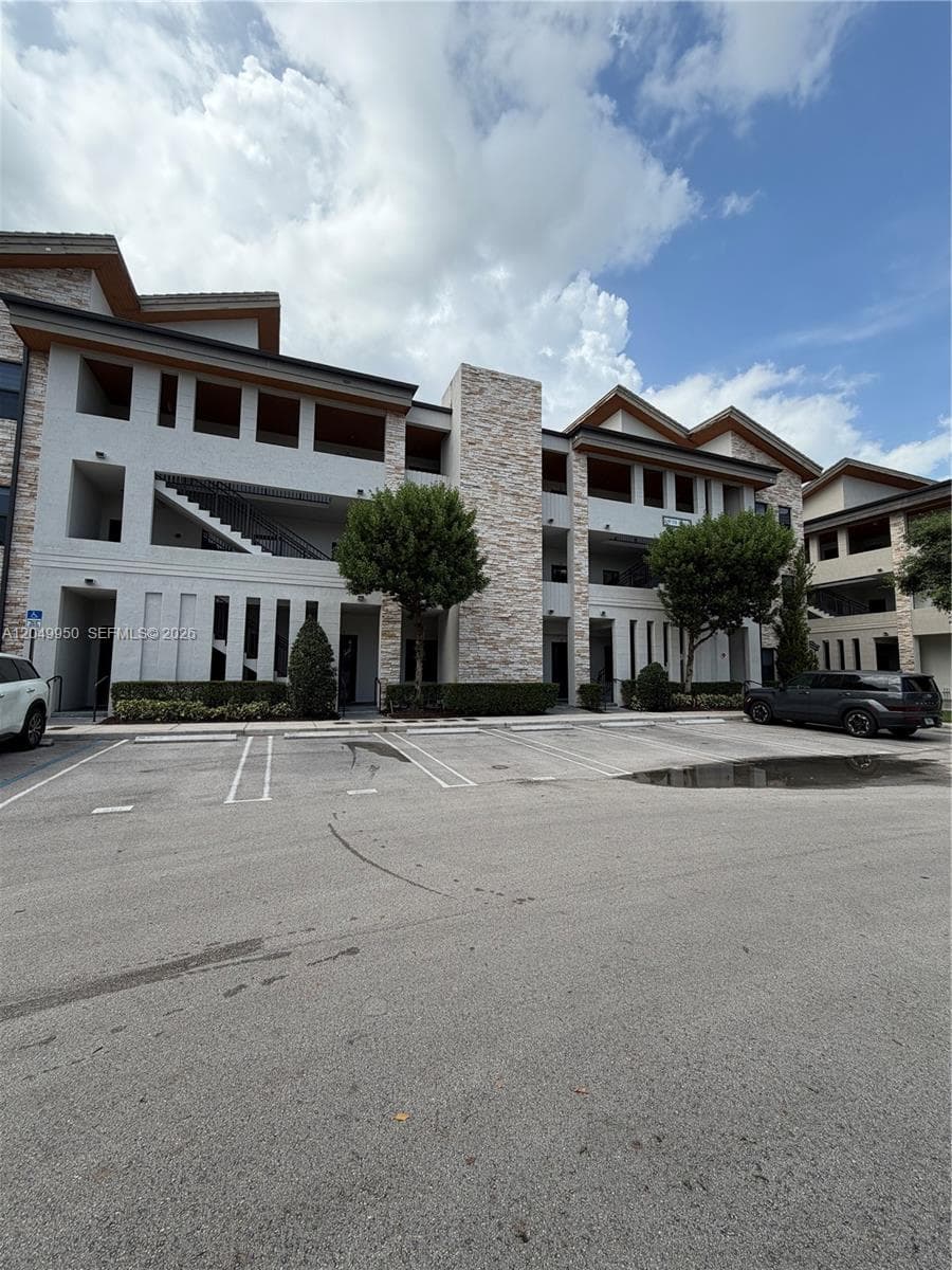 8195 NW 104th Ave # 22, Doral, FL 33178 — zdjęcie 2