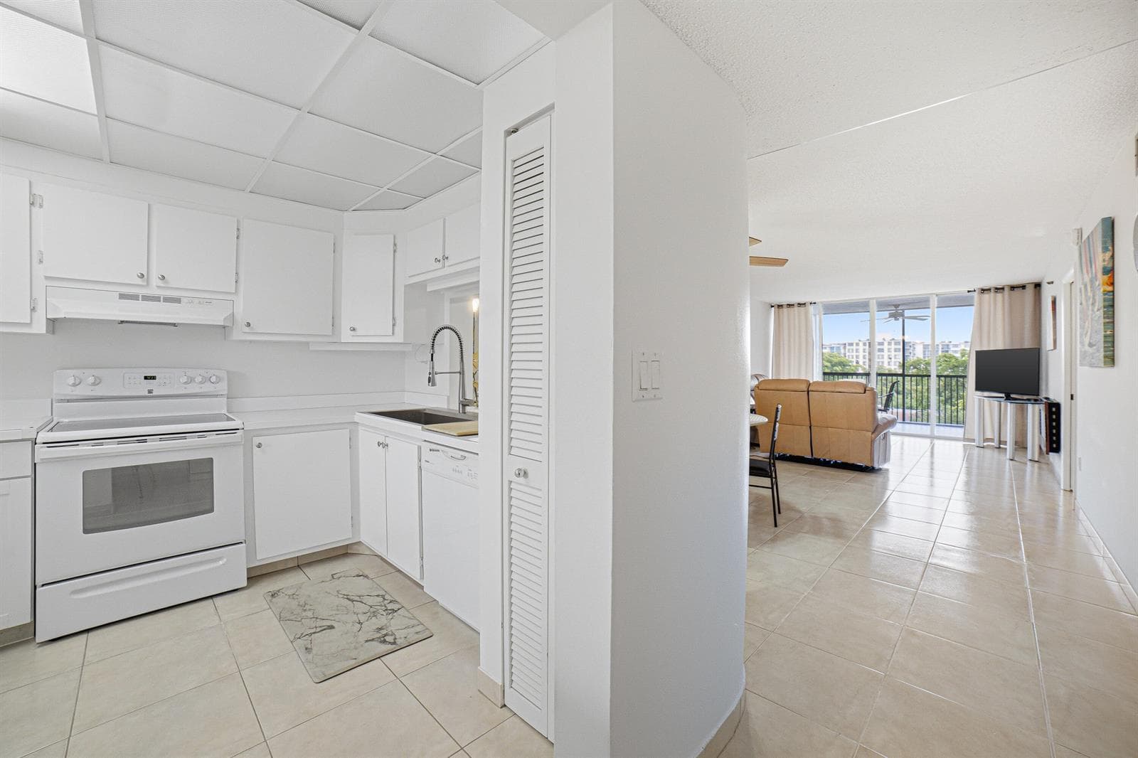 3940 Inverrary Boulevard # 603-a, Lauderhill, FL 33319 — zdjęcie 3