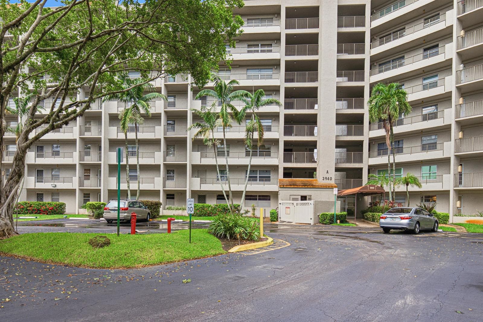 3940 Inverrary Boulevard # 603-a, Lauderhill, FL 33319